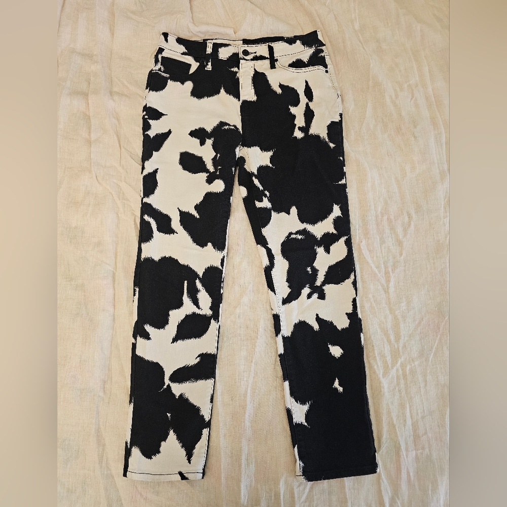 Chico's So Slimming Girlfriend Slim Leg Ankle Cow Print Pants Size‎ 6R
